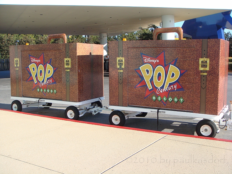 Florida [2010 Jan] 175.JPG - Scenes from Pop Century Resort at Disney World